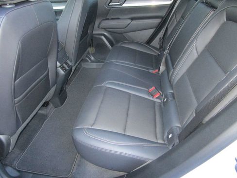 New 2026 GMC Terrain Elevation w/ Elevation Premium Package image 16