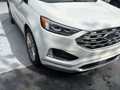 Used 2021 Ford Edge Titanium w/ Equipment Group 301A image 3