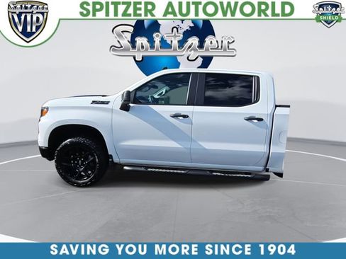 Used 2024 Chevrolet Silverado 1500 Custom Trail Boss w/ LPO, Dark Essentials Package AWD/4WD image 5