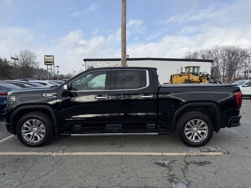 Used 2023 GMC Sierra 1500 Denali w/ Technology Package image 3