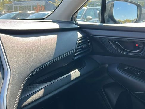 Used 2023 Subaru Outback 2.5i image 18