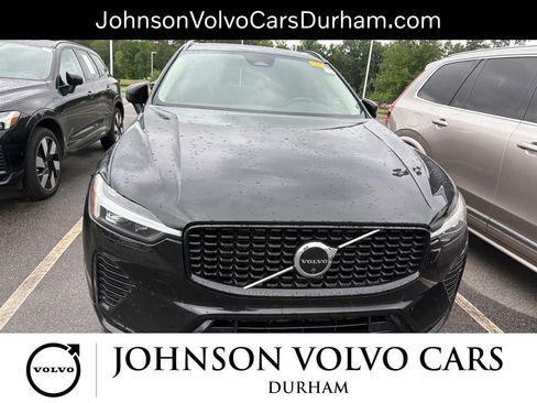 Used 2023 Volvo XC60 B5 Plus w/ Climate Package FWD image 13