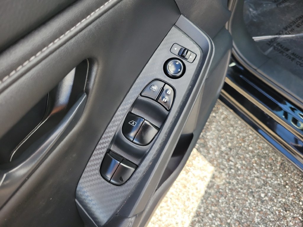 Used 2025 Nissan Sentra S FWD image 12