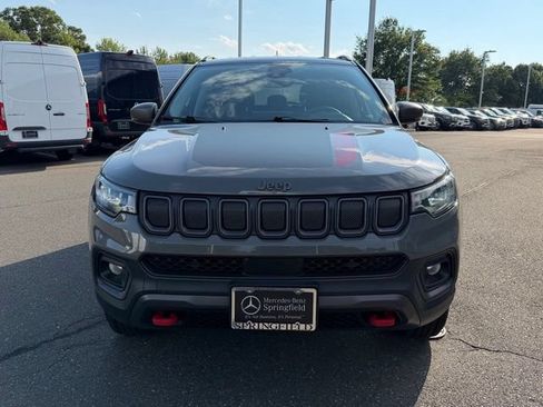 Used 2022 Jeep Compass Trailhawk AWD/4WD image 2