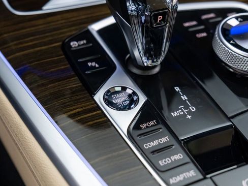 Used 2021 BMW X7 xDrive40i w/ M Sport Package image 21