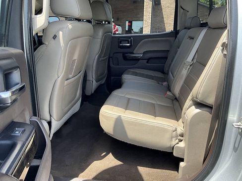 Used 2015 GMC Sierra 2500 Denali w/ Duramax Plus Package AWD/4WD image 12