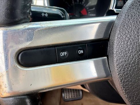 Used 2006 Ford Mustang GT RWD image 21