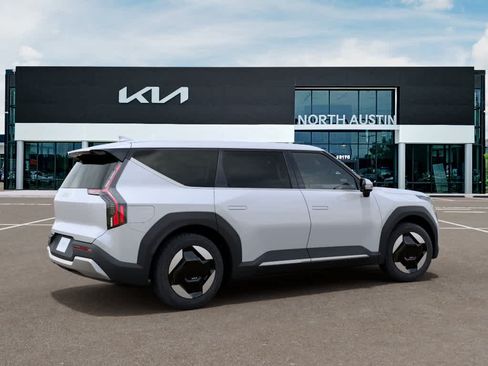 New 2026 Kia EV9 Light RWD image 6