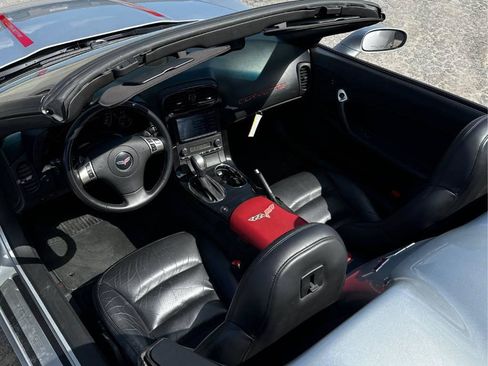 Used 2009 Chevrolet Corvette Convertible w/ Preferred Equipment Group RWD image 13