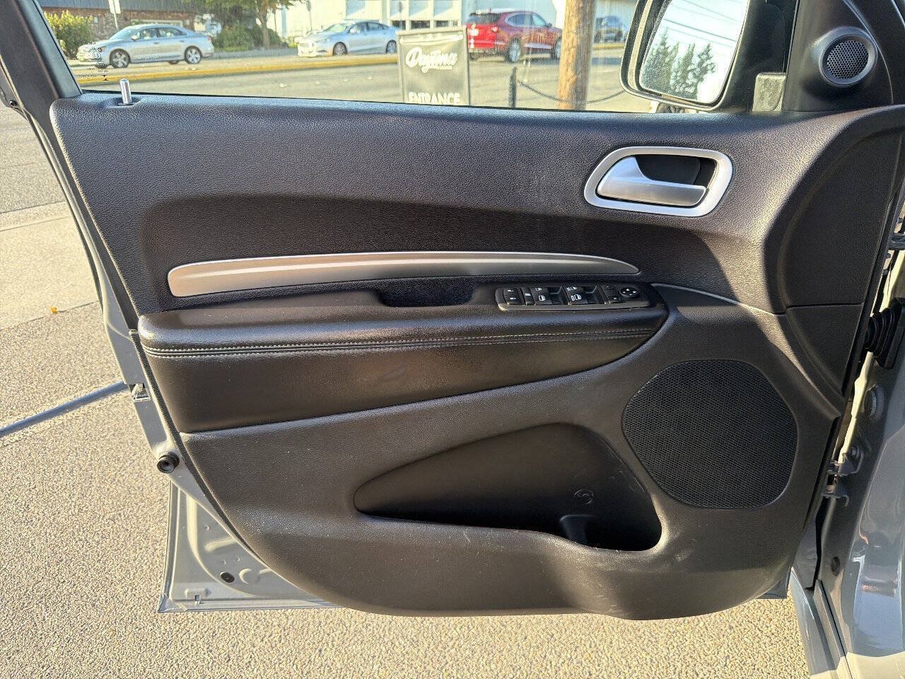 Used 2020 Dodge Durango SXT AWD/4WD image 34