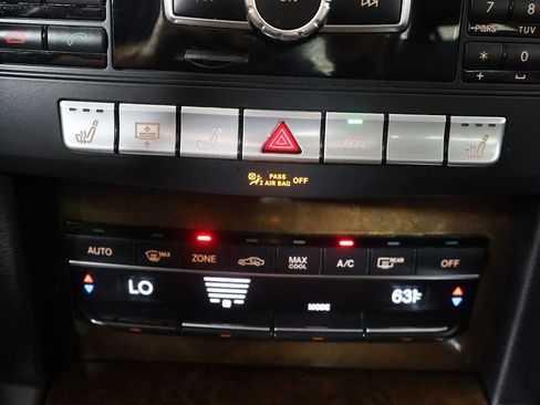 Used 2014 Mercedes-Benz E 350 4MATIC Sedan w/ Premium 1 Package image 42
