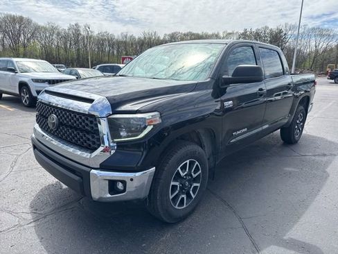 Used 2021 Toyota Tundra SR5 AWD/4WD image 4