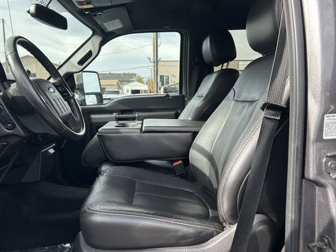 Used 2012 Ford F350 Lariat w/ Lariat Interior Pkg image 10