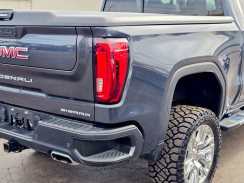 Used 2021 GMC Sierra 1500 Denali w/ Driver Alert Package II image 21