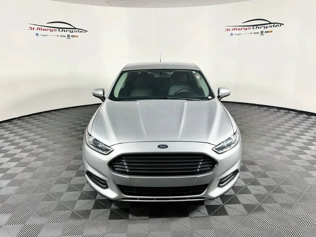 Used 2016 Ford Fusion S FWD image 3