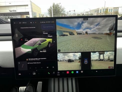 Used 2024 Tesla Cybertruck AWD Crew Cab image 23