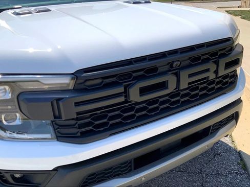 Used 2025 Ford Ranger Raptor AWD/4WD image 27