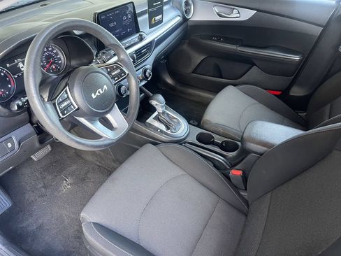 Used 2022 Kia Forte LXS FWD image 14