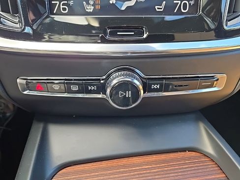 Used 2020 Volvo S60 T6 Inscription image 23