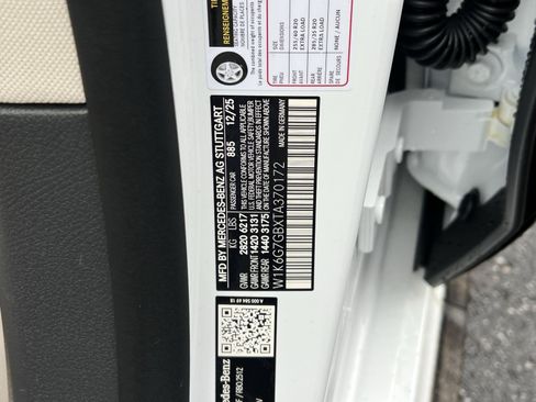 New 2026 Mercedes-Benz S 580 4MATIC Sedan image 38