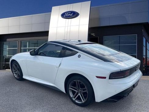 Used 2024 Nissan Z Sport w/ Floor Mat Package RWD image 3