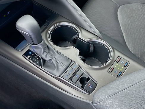 Used 2024 Toyota Camry XSE w/ Navigation Package FWD image 17