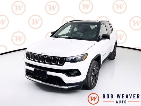 Used 2024 Jeep Compass Limited AWD/4WD image 3
