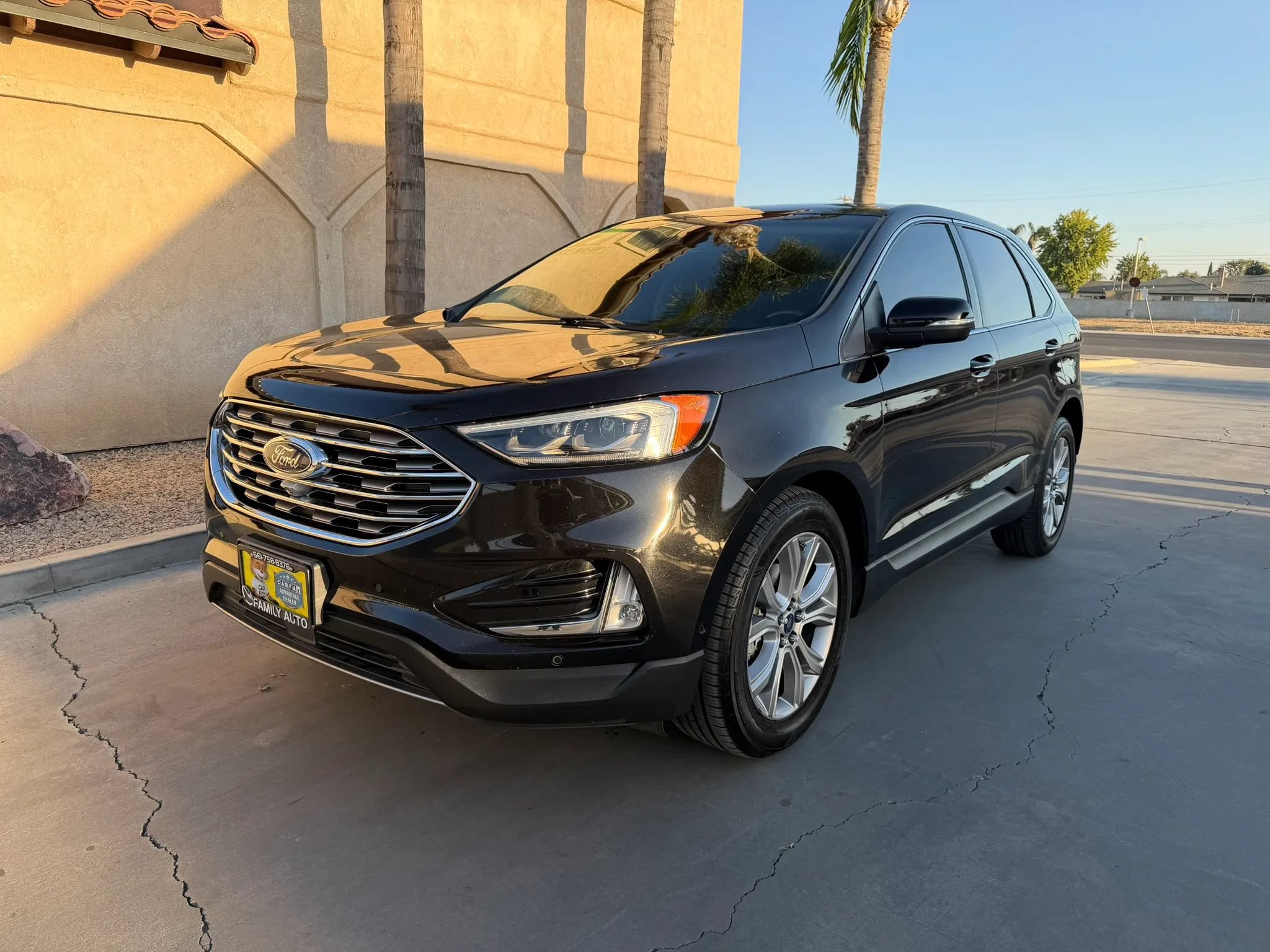 Used 2019 Ford Edge Titanium w/ Equipment Group 301A FWD image 1