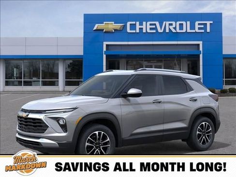 New 2026 Chevrolet TrailBlazer LT image 2