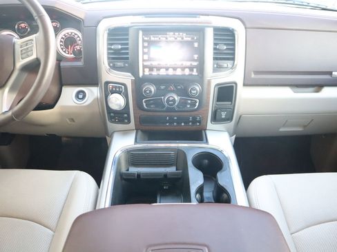 Used 2017 RAM 1500 Laramie w/ Convenience Group AWD/4WD image 23