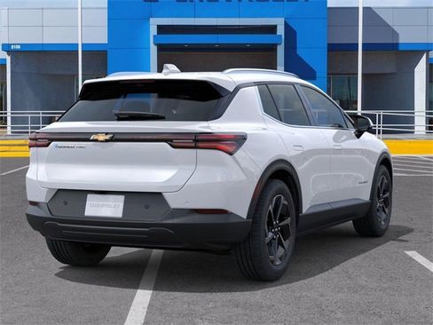 New 2026 Chevrolet Equinox EV LT image 4
