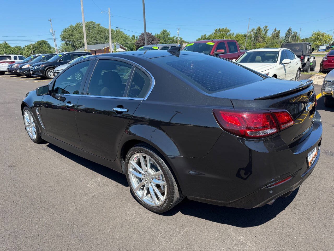 Used 2015 Chevrolet SS RWD image 4