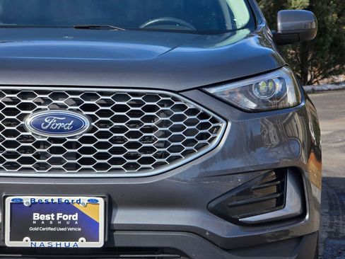 Used 2023 Ford Edge SEL image 3