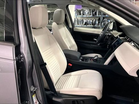 Certified 2025 Land Rover Discovery Sport S image 6