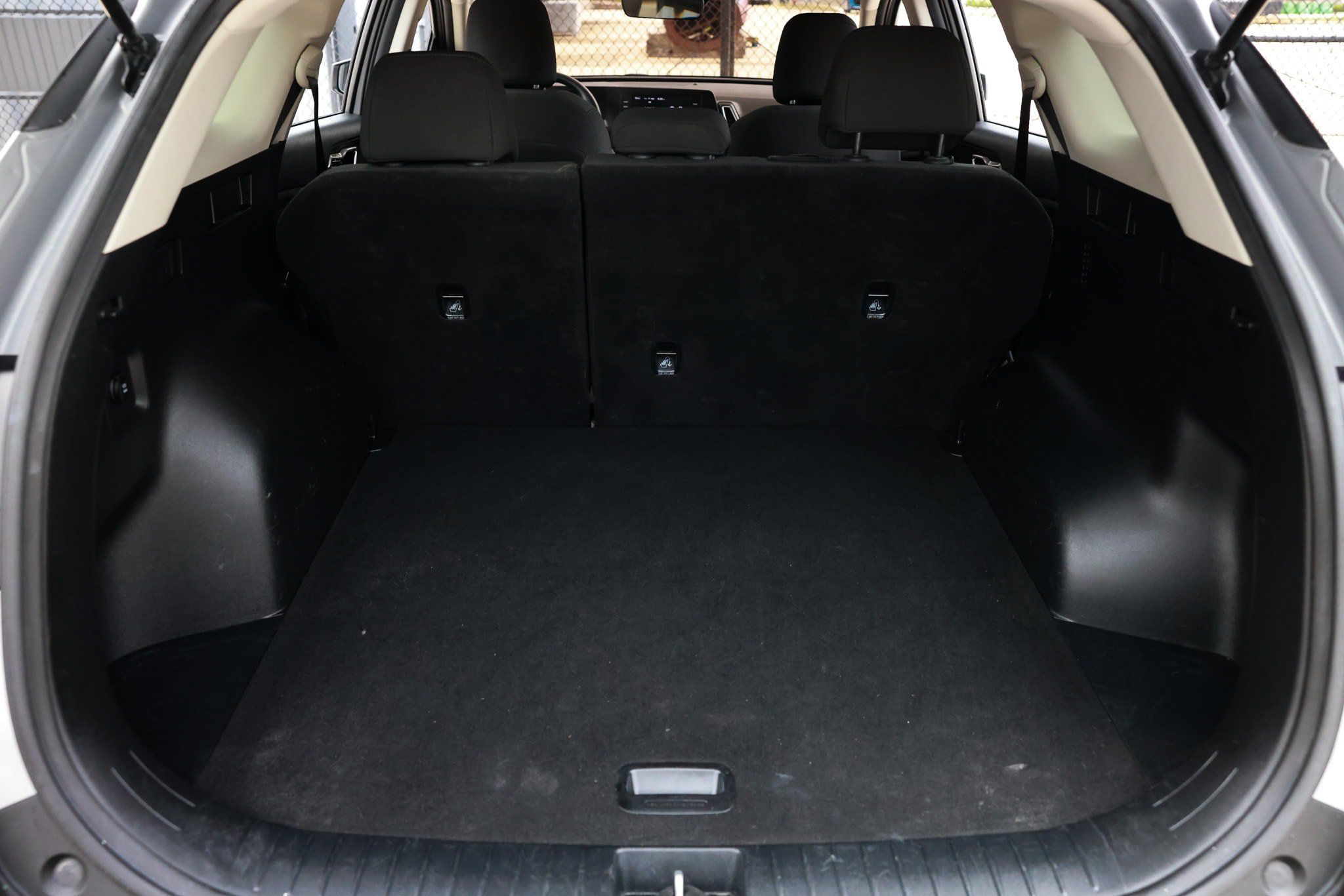 Used 2023 Kia Sportage LX FWD image 29