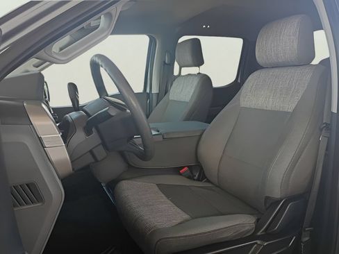 Used 2023 Ford F150 XLT RWD image 4