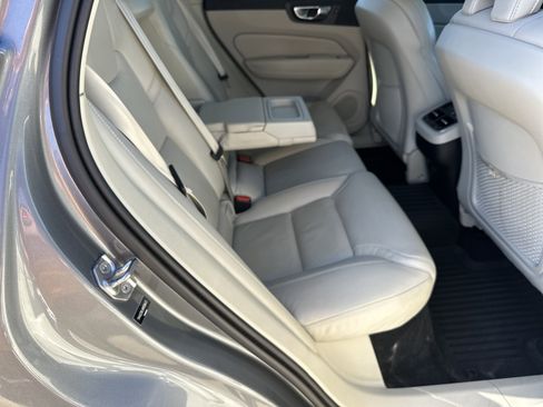 Used 2021 Volvo XC60 T6 Inscription AWD/4WD image 19