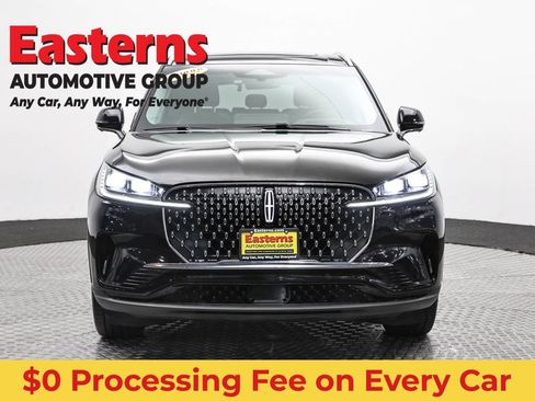 Used 2025 Lincoln Aviator Reserve w/ Illumination Package AWD/4WD image 2