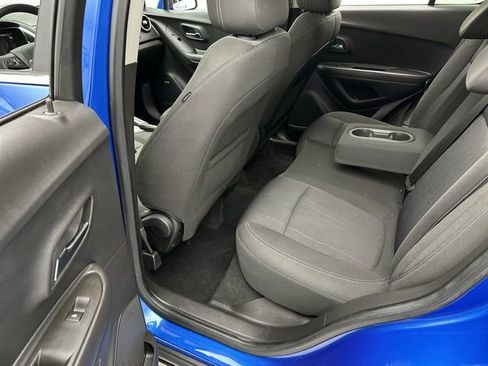 Used 2015 Chevrolet Trax LT w/ LT Sun and Sound Package image 23