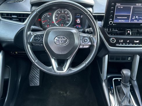 Used 2022 Toyota Corolla Cross LE image 15