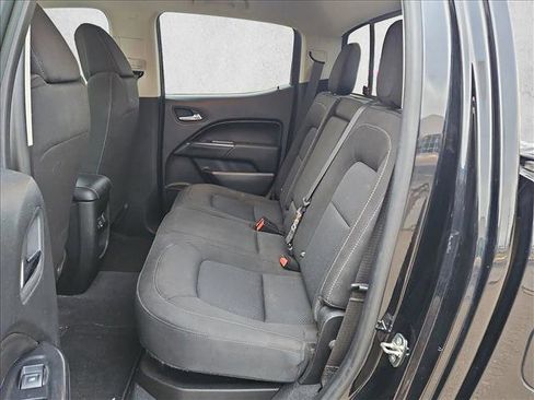 Used 2020 Chevrolet Colorado LT w/ Safety Package RWD image 19