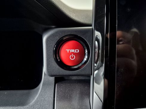 New 2026 Toyota 4Runner Limited AWD/4WD image 24