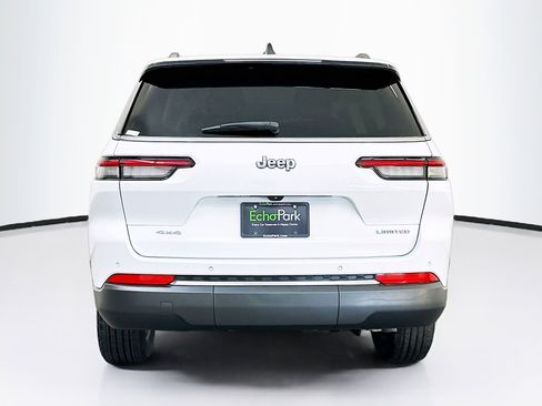 Used 2023 Jeep Grand Cherokee L Limited AWD/4WD image 7
