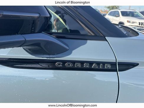New 2025 Lincoln Corsair Reserve w/ Equipment Group 202A image 14