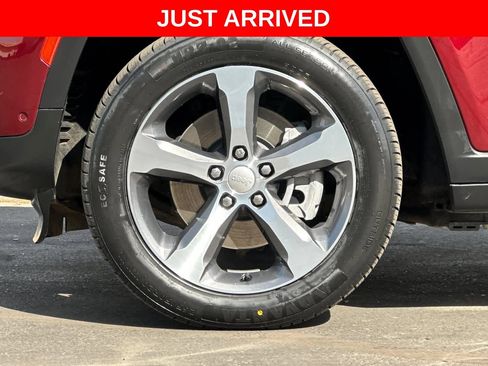 Used 2023 Jeep Grand Cherokee 4WD 4xe w/ Luxury Tech Group II image 28
