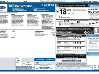 Used 2024 Ford Expedition Max XLT video 3