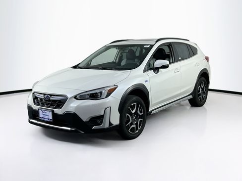 Used 2023 Subaru Crosstrek Hybrid w/ Moonroof Package w/Navigation AWD/4WD image 1