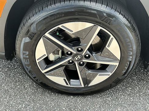 Used 2025 Hyundai Tucson SEL FWD image 10