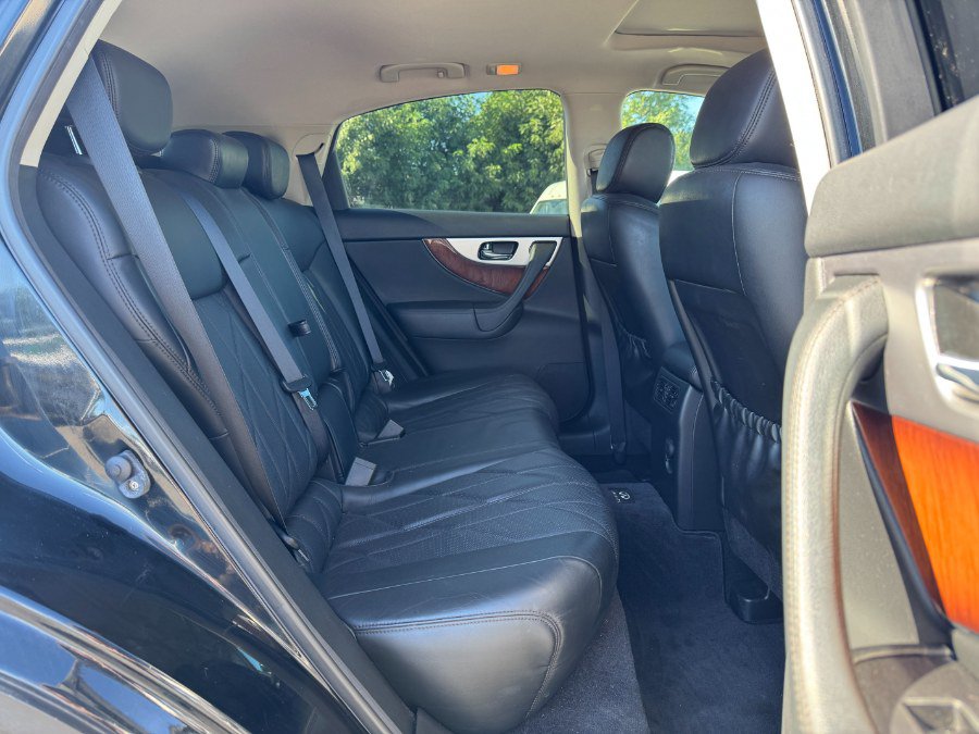 Used 2012 INFINITI FX35 AWD w/ Premium Pkg image 18