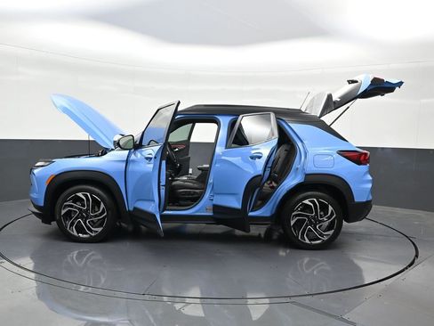 Used 2024 Chevrolet TrailBlazer RS w/ Driver Confidence Package FWD image 34